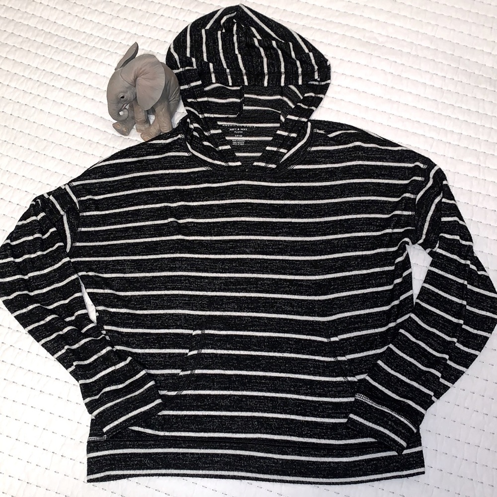 ✨SALE 2/$15✨ AMERICAN EAGLE | Soft & Sexy hoodie